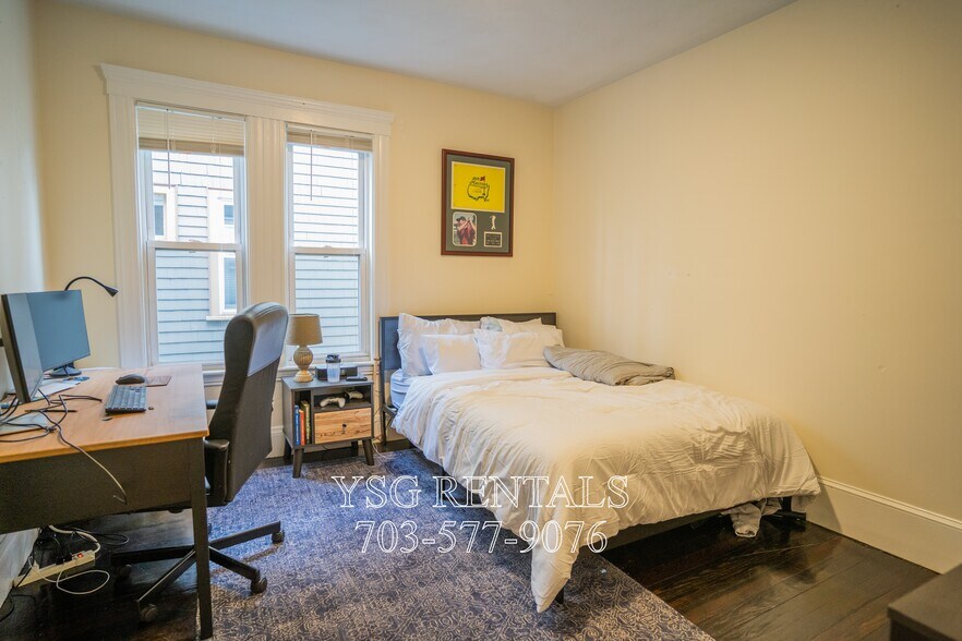 Building Photo - 85 Auckland St