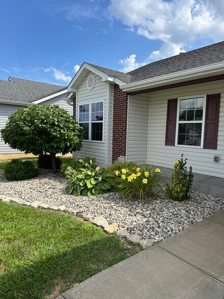 Building Photo - 428 Ramblewood Way