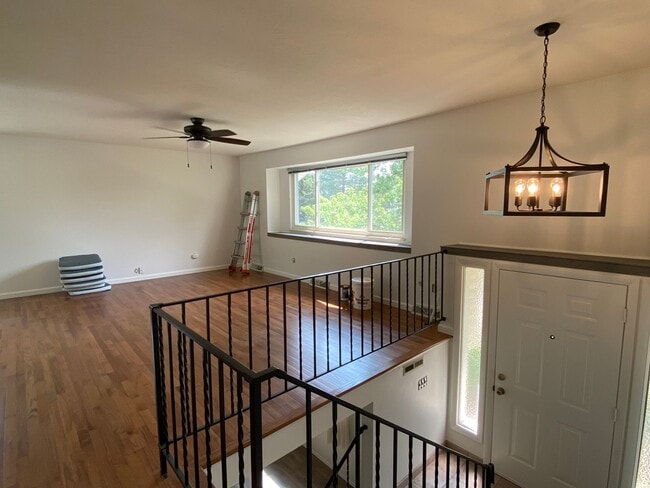 Building Photo - 4 Bed 2 Bath Home In South Boulder.  Devils Thumb Neighborhood!