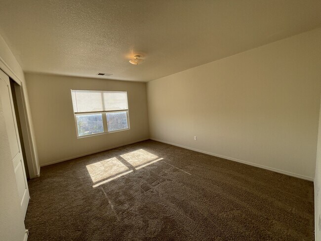 Building Photo - 3200 Ocate Meadows Ct NE