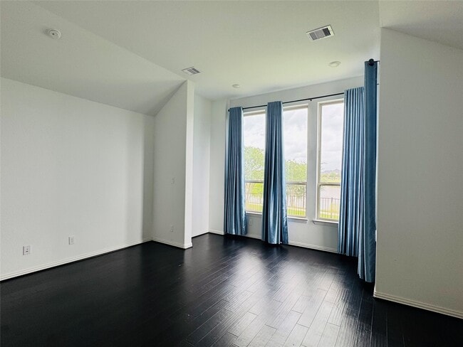 Building Photo - 8403 Terrace Valley Cir