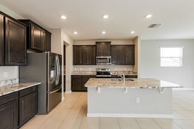 Building Photo - 8679 Bower Bass Cir