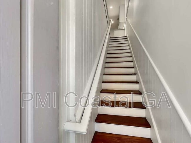 Building Photo - 1313 Whitaker St