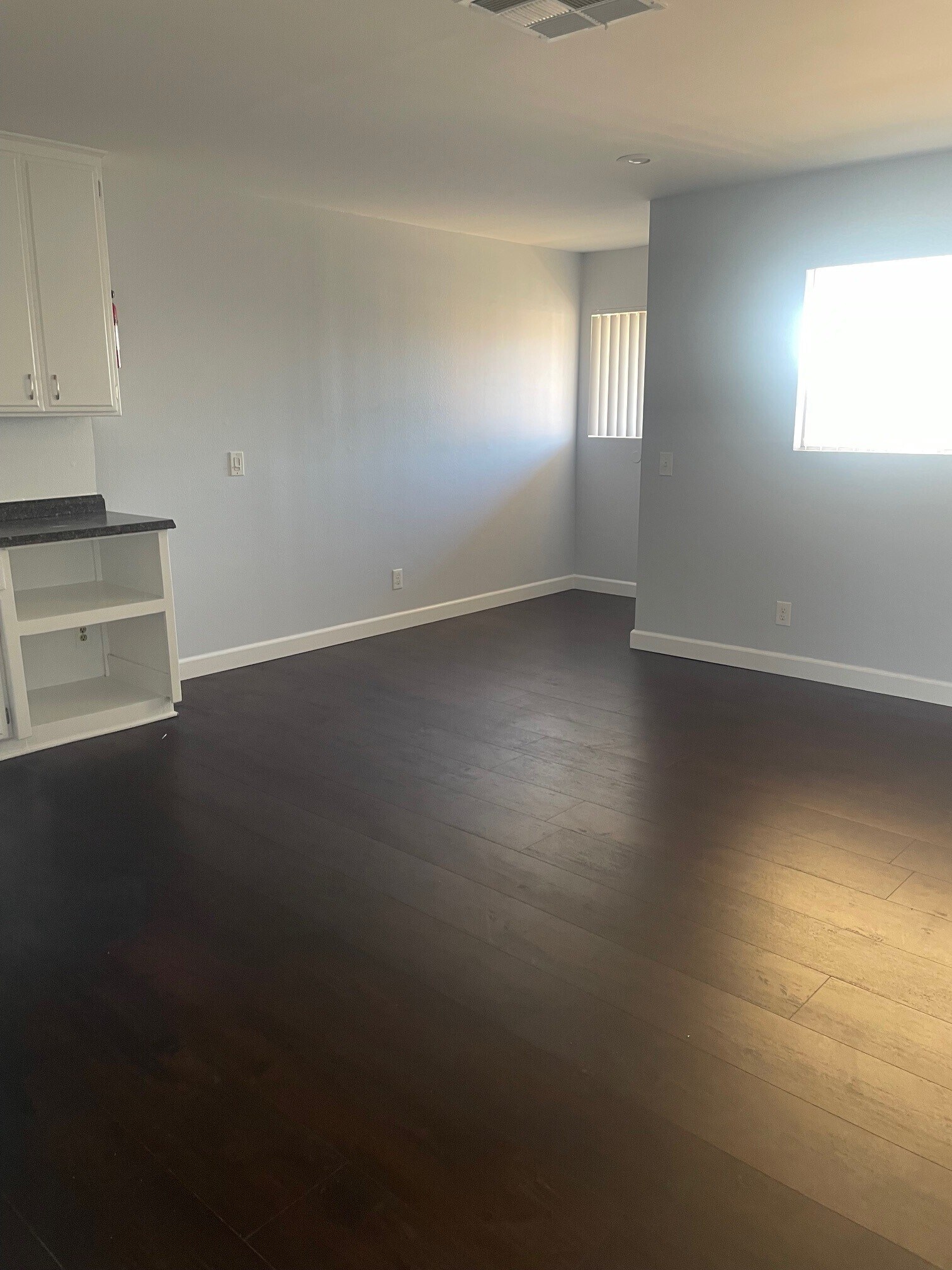 Building Photo - 6003 Craner Ave