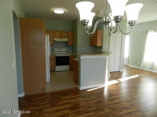 Building Photo - 1701 Forest Lake Cir W