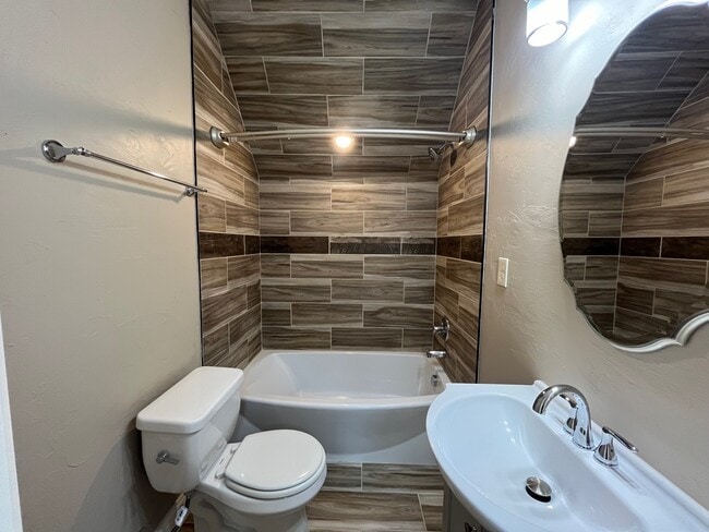 Building Photo - 6712 McPherson Blvd