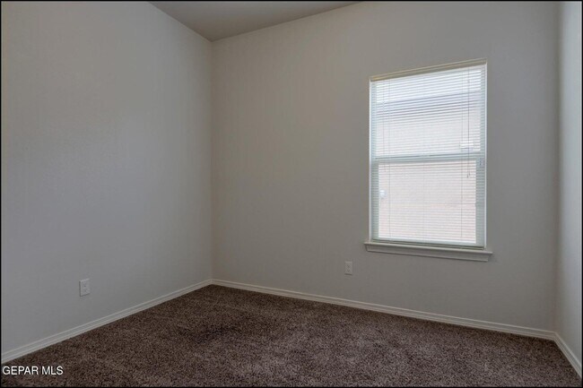 Building Photo - 14904 Jerry Armstrong Ct