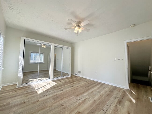 Building Photo - 411 Sapphire Way