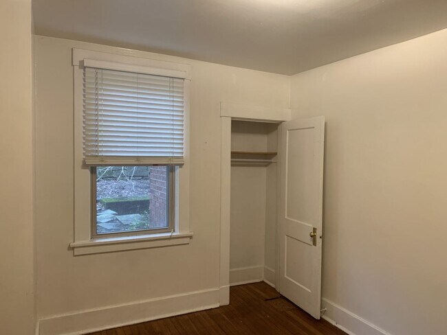 Building Photo - 2309 Eldridge St