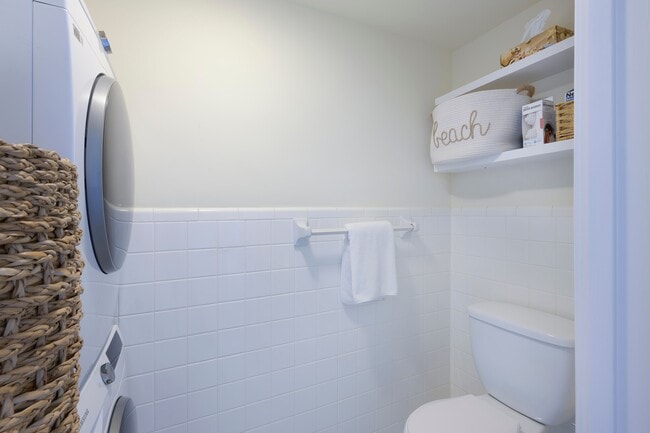 Building Photo - 170 N Ocean Blvd