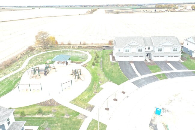 Building Photo - 15236 S Hepworth Ct