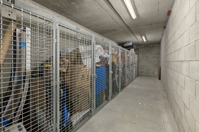 Building Photo - Metrome - Ground floor with patio - 1 bedr...