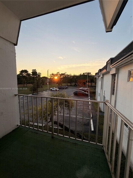 Building Photo - 7250 SW 94th Pl