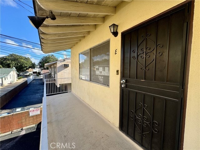 Building Photo - 320 N Stoneman Ave