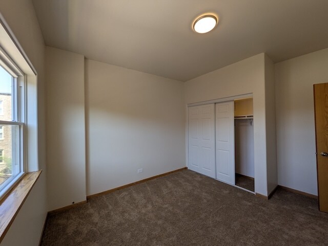 Building Photo - 4354 S Drexel Blvd
