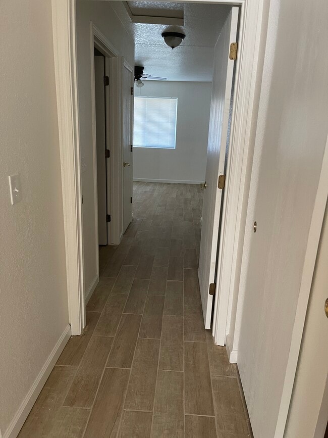 Building Photo - 263 Bothun Rd