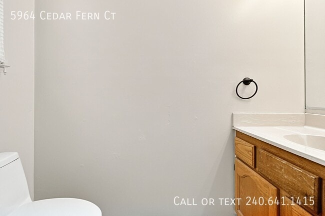 Building Photo - 5964 Cedar Fern Ct
