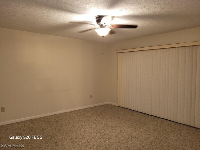 Building Photo - 4019 SE 20th Pl