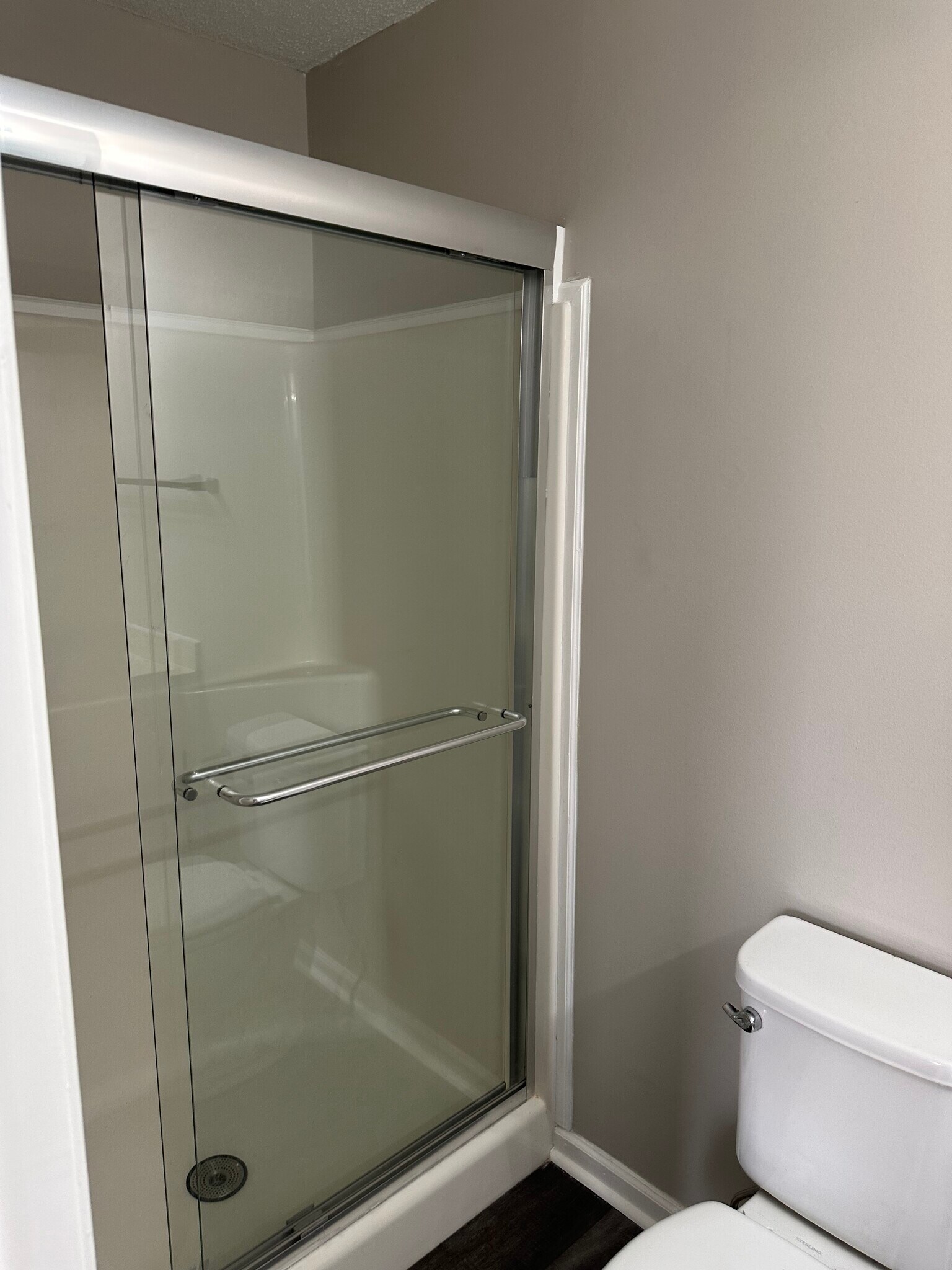 PRIMARY SHOWER - 259 Grassmire Dr