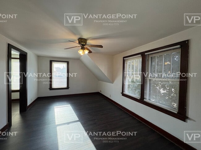 Building Photo - 926 S 21st St