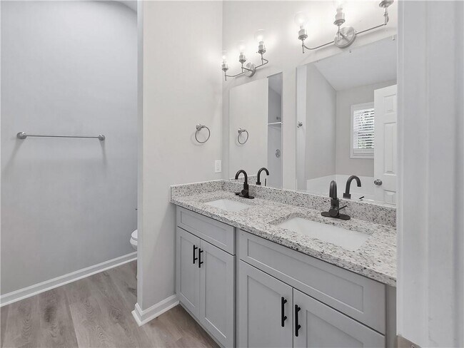 Building Photo - 3355 Tia Trace NW