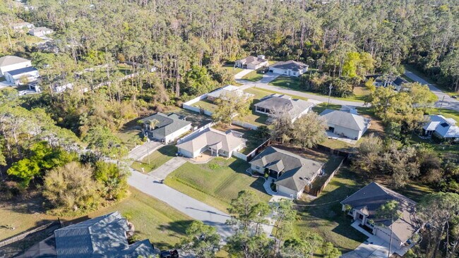 Building Photo - ZERO DEPOSIT MOVE-IN AVAILABLE ????