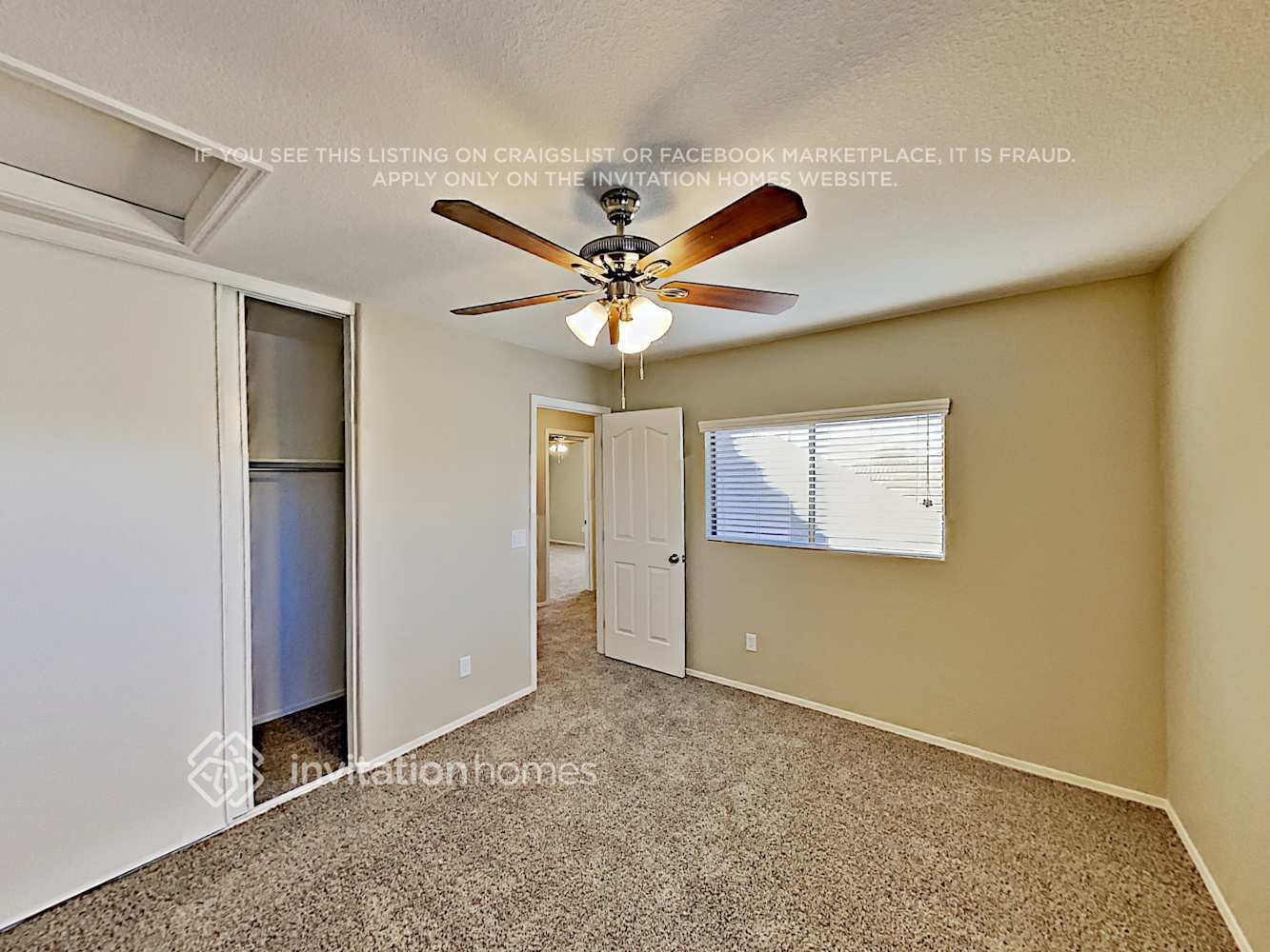 Building Photo - 11424 E Forge Ave