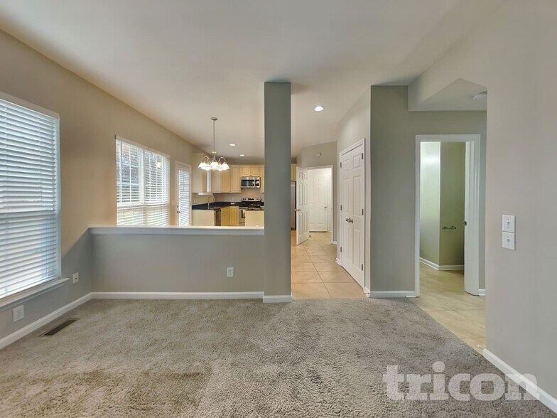 Building Photo - 528 Antebellum Ct