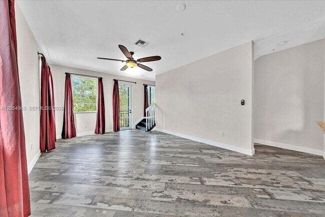 Building Photo - 995 SW 147th Ave