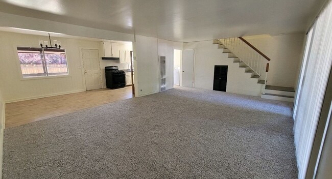 Building Photo - 3 Bedroom Home with Bonus Room in Lake of the Woods