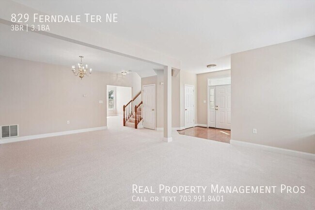 Building Photo - 829 Ferndale Terrace NE
