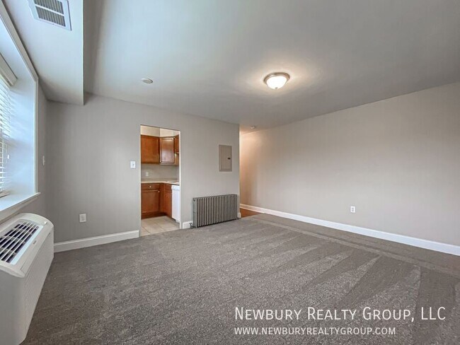 Building Photo - 104 W Steuben St