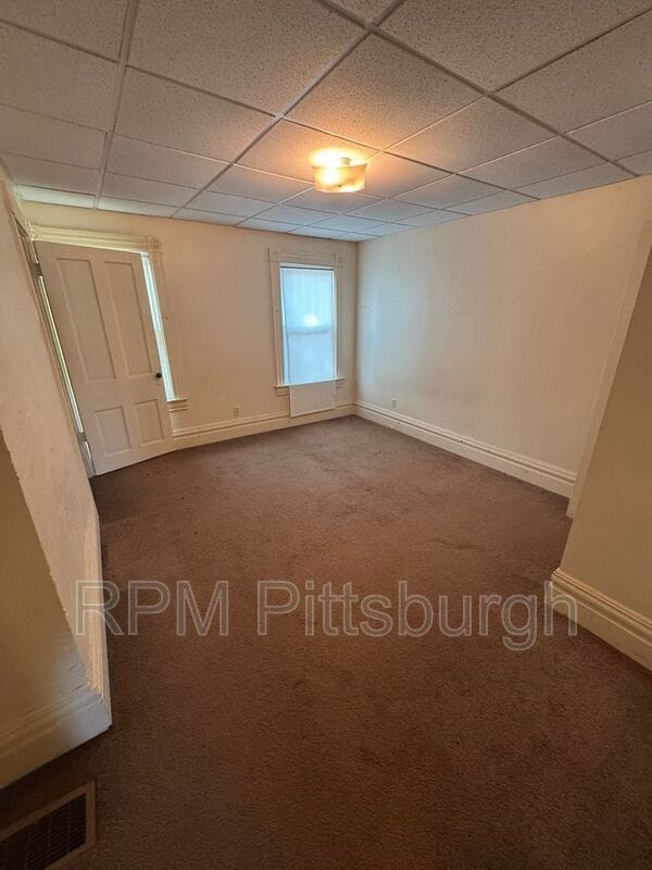 Building Photo - 120 Earl St