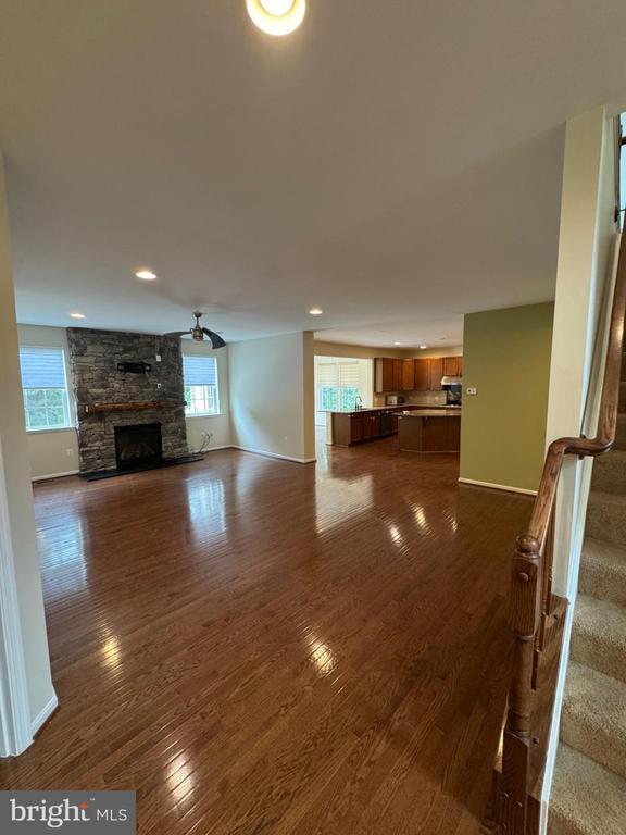 Building Photo - 24877 Myers Glen Pl
