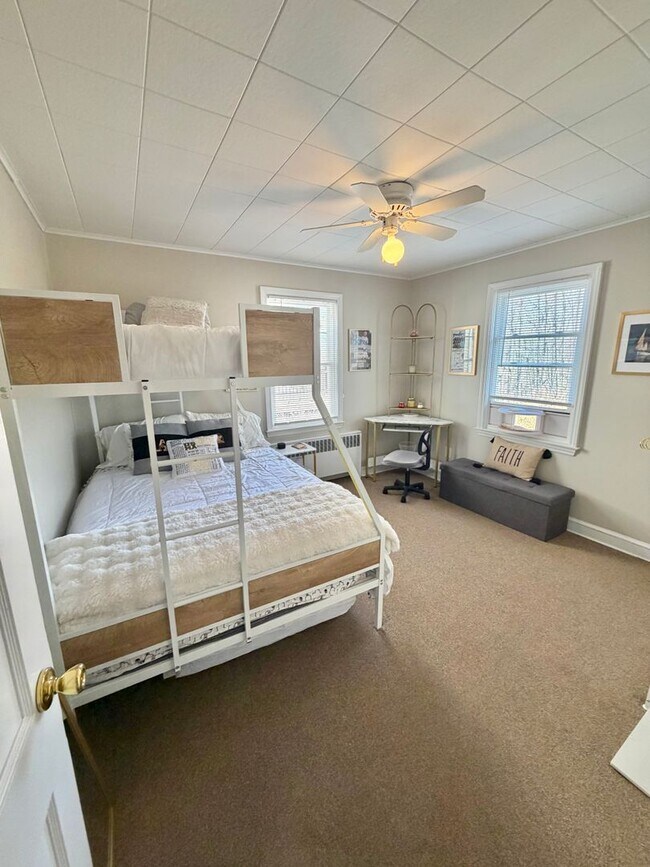 Building Photo - For Rent –Beautiful Home Minutes from West Point and Roe Park