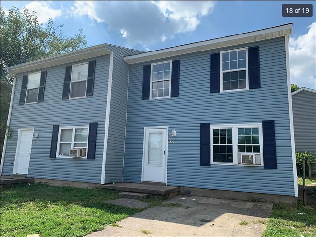 Building Photo - 531 Toner St