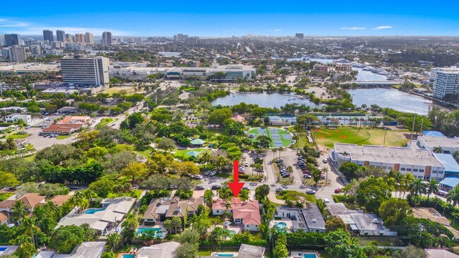 Building Photo - 2317 NE 12th St