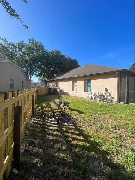 Building Photo - 8605 Otter Creek Ct