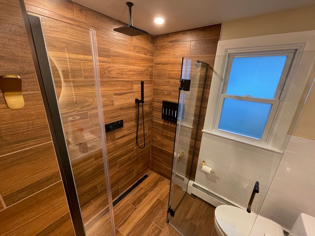 Building Photo - 82 Parker Ave