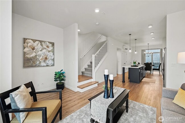 Building Photo - 32730 Hemlock Ave SE