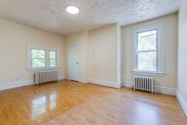 Building Photo - 2059 Fair Ave