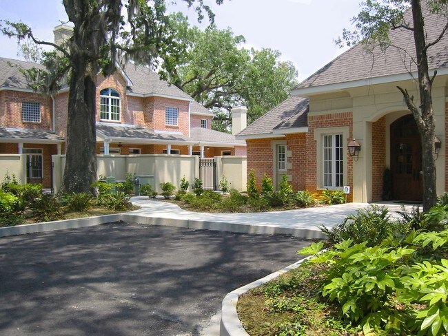 Primary Photo - Camellia Pointe