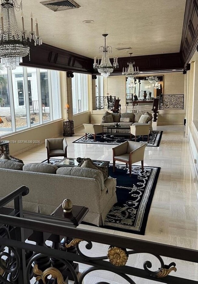 Building Photo - 2030 S Ocean Dr