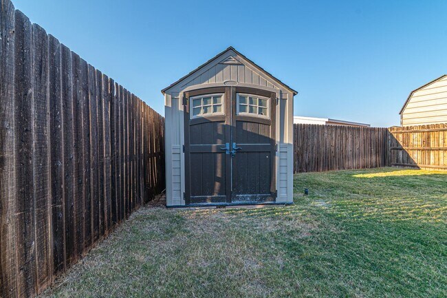 Building Photo - 5914 Wagner St