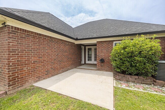 Building Photo - 1053 Grove Landing Ln