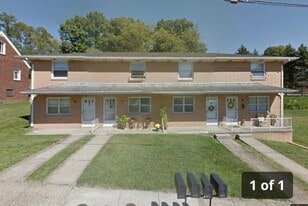 Building Photo - 147 Preston Ave