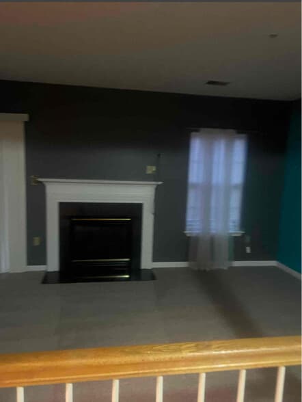 Building Photo - 5850 Wolsey Ct