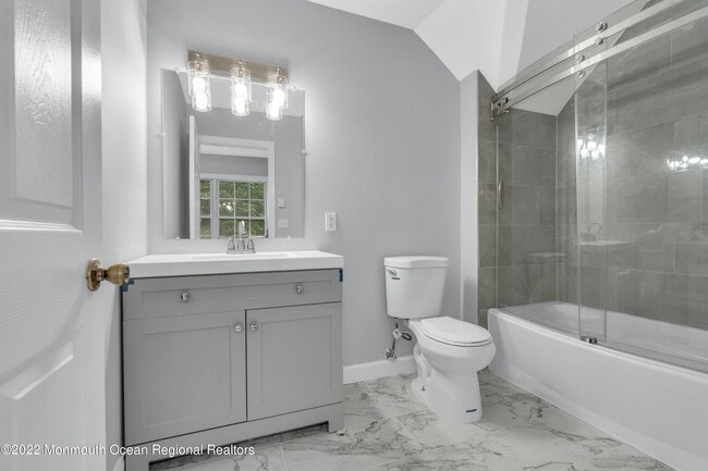 Building Photo - 5 Dugans Ln