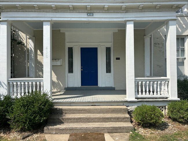 Building Photo - 418 E Maxwell St