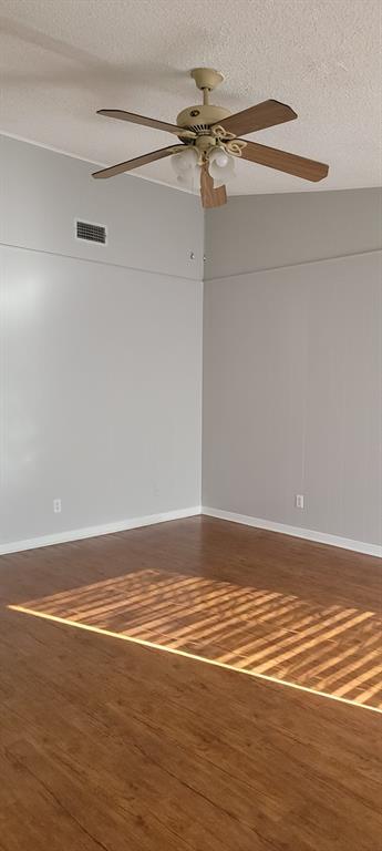 Building Photo - 608 W 51st St